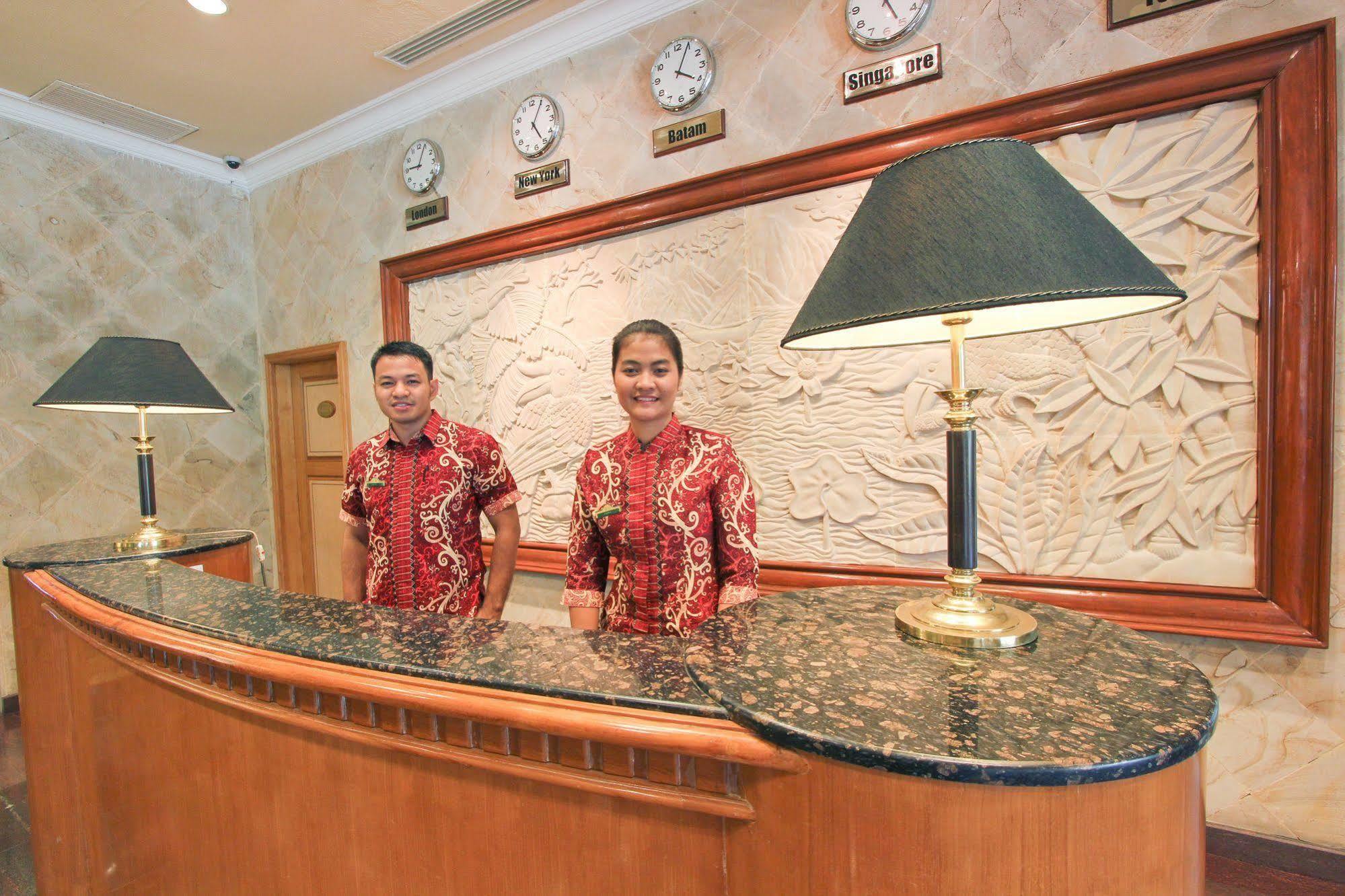 Harmoni 4* Batam