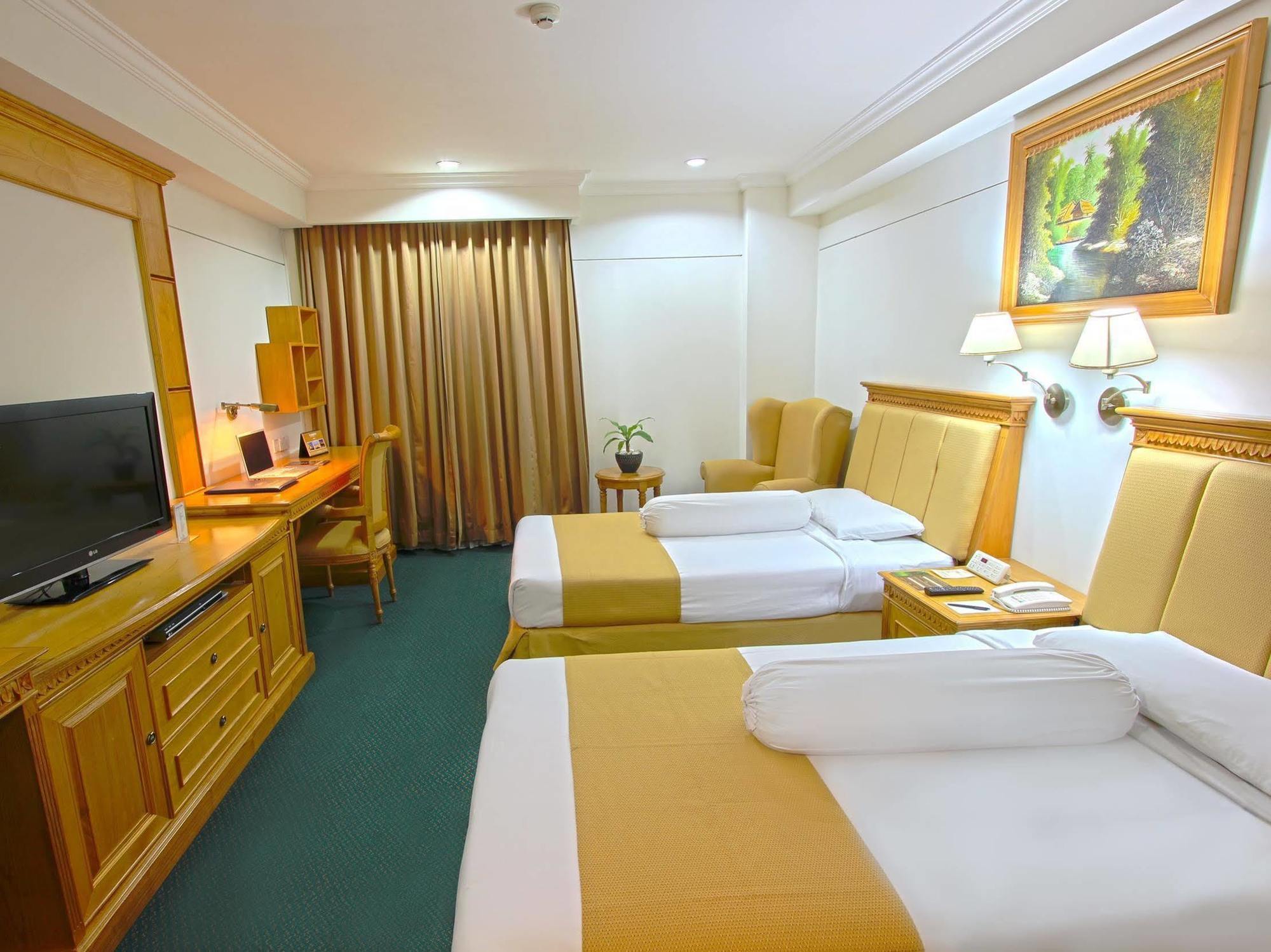 Harmoni Hotel Batam